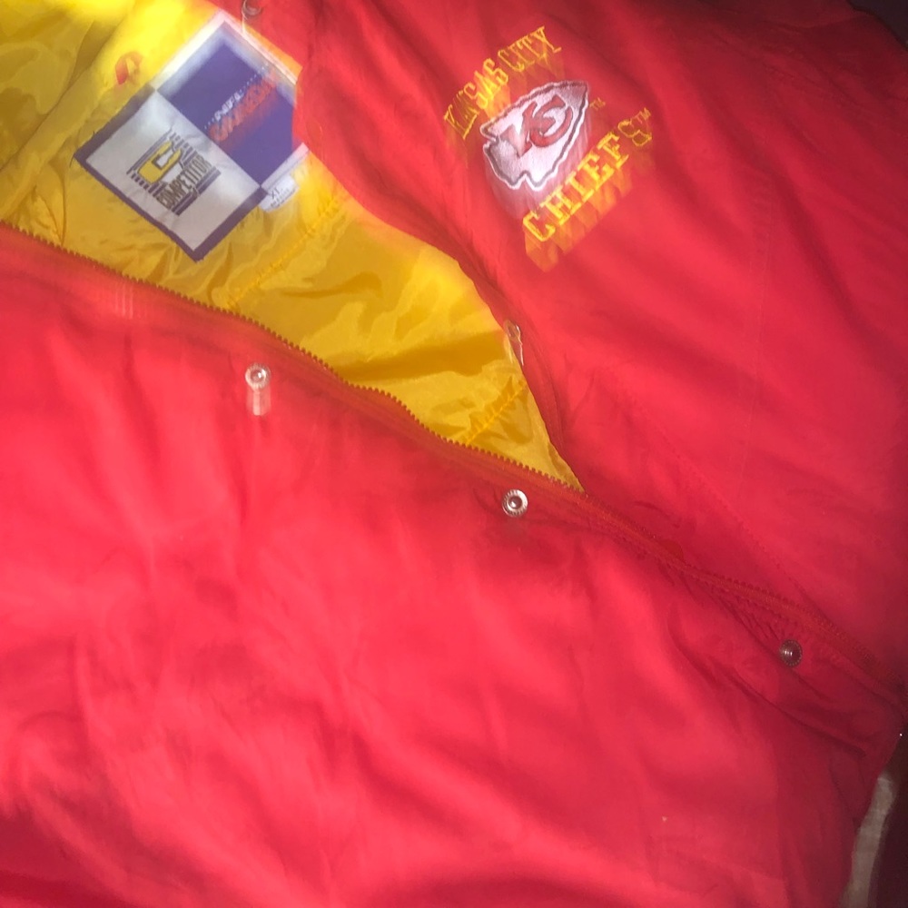 Chiefs jackets - Picture 3 of 7